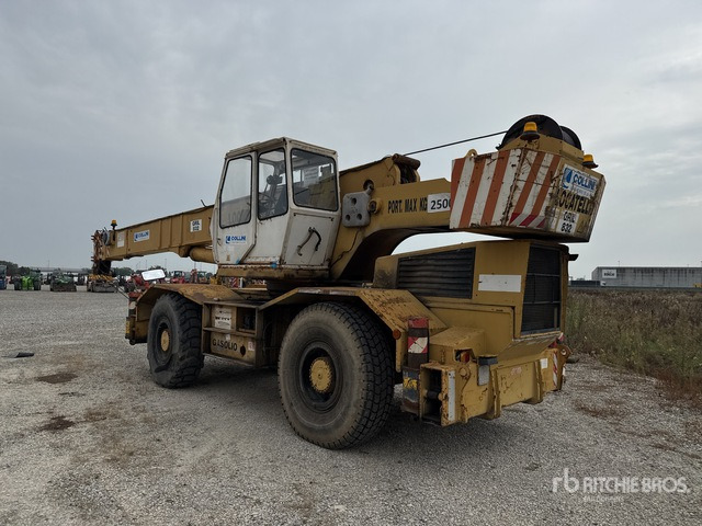 Locatelli Gril 830 Autogru fuoristrada - Grue automotrice lente: photos 4 Locatelli Gril 830 Autogru fuoristrada - Grue automotrice lente: photos 4