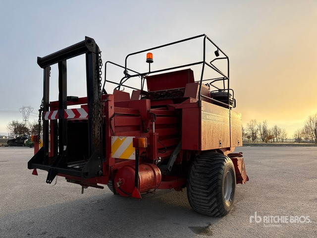 Massey Ferguson 187 Round Baler - Presse à balles rondes: photos 3 Massey Ferguson 187 Round Baler - Presse à balles rondes: photos 3