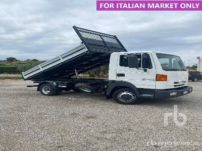 NISSAN ATLEON TK70 - Camion avec nacelle: photos 1 NISSAN ATLEON TK70 - Camion avec nacelle: photos 1