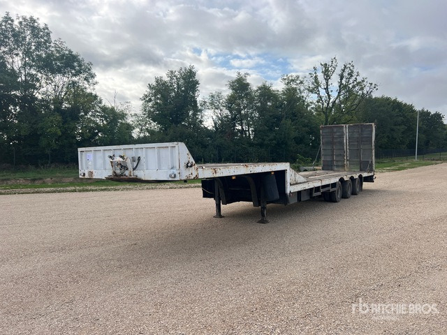 1977 Titan T32S3 Tri/A Semi-Remorque Porte-Engin ... Lowboy Trailer - Semi-remorque surbaissé: photos 2 1977 Titan T32S3 Tri/A Semi-Remorque Porte-Engin ... Lowboy Trailer - Semi-remorque surbaissé: photos 2