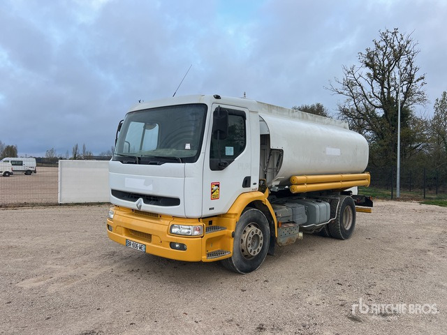 2000 Renault Premium 250 4x2 Camion Citerne 4x2 Water Truck - Camion citerne: photos 1 2000 Renault Premium 250 4x2 Camion Citerne 4x2 Water Truck - Camion citerne: photos 1