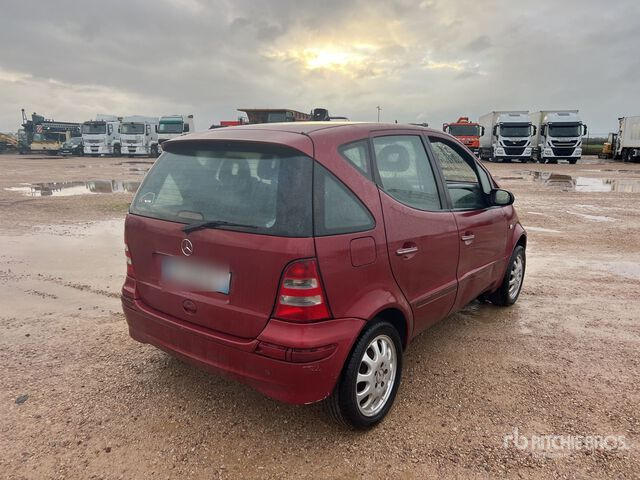 2001 Mercedes-Benz Classe A (Inoperable) Automobile - Voiture: photos 3 2001 Mercedes-Benz Classe A (Inoperable) Automobile - Voiture: photos 3