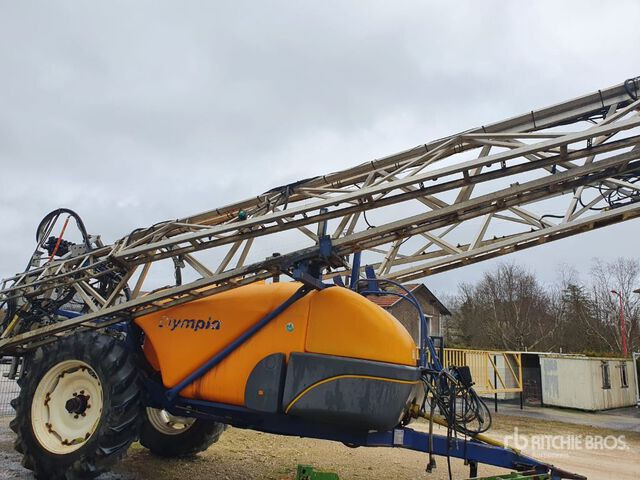 2004 Caruelle Olympia 400 S 36 m Pulverisateur Traine Pull-Type Sprayer - Pulvérisateur traîné: photos 2 2004 Caruelle Olympia 400 S 36 m Pulverisateur Traine Pull-Type Sprayer - Pulvérisateur traîné: photos 2