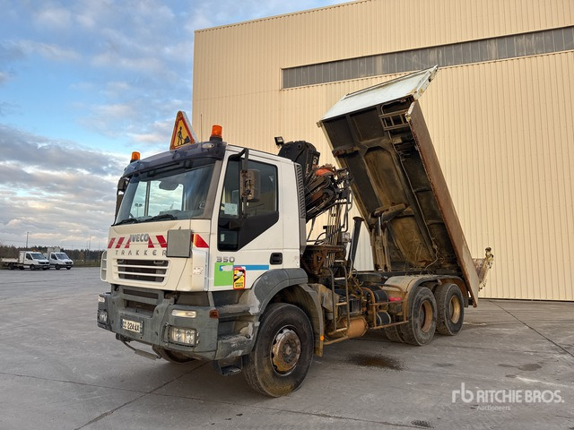 2007 Iveco Trakker 350 2005 Hiab 122B-2CL 3800 kg on 6 ... Dump Truck with Crane - Camion benne: photos 2 2007 Iveco Trakker 350 2005 Hiab 122B-2CL 3800 kg on 6 ... Dump Truck with Crane - Camion benne: photos 2