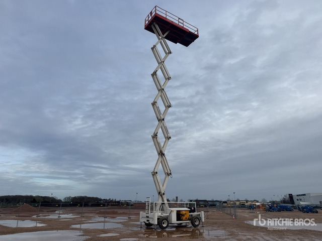 2008 Holland Lift Combistart B-195DL25 4x4 Diesel Nacelle Ciseau Scissor Lift - Nacelle ciseaux: photos 2 2008 Holland Lift Combistart B-195DL25 4x4 Diesel Nacelle Ciseau Scissor Lift - Nacelle ciseaux: photos 2