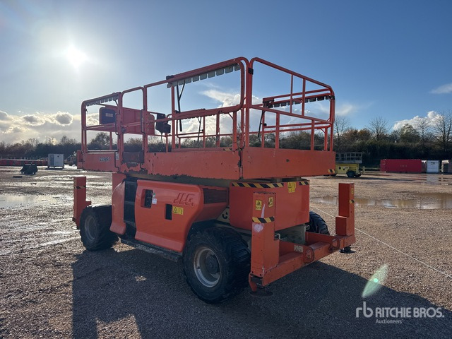 2008 JLG JLG-3394RT 4x4 Diesel Nacelle Ciseau Scissor Lift - Nacelle ciseaux: photos 3 2008 JLG JLG-3394RT 4x4 Diesel Nacelle Ciseau Scissor Lift - Nacelle ciseaux: photos 3
