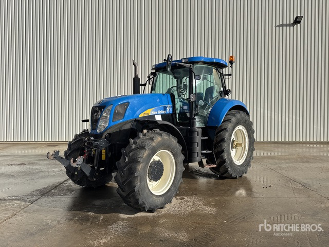 2009 New Holland T7030 Power Command 4x4 Tracteur Agricole 4WD Tractor - Tracteur agricole: photos 1 2009 New Holland T7030 Power Command 4x4 Tracteur Agricole 4WD Tractor - Tracteur agricole: photos 1