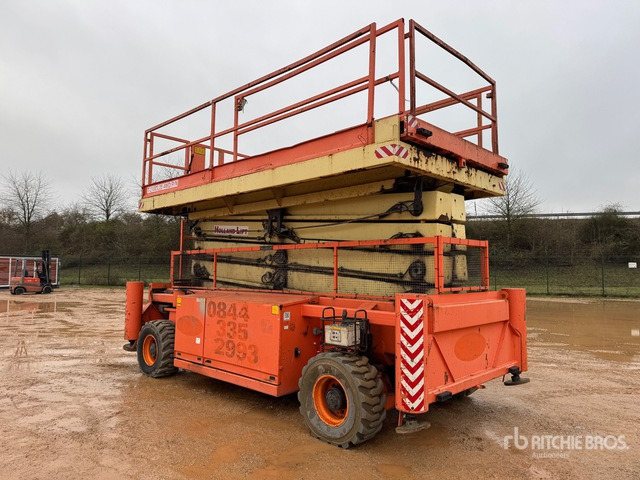 2010 Holland Lift Monostar T-210DL25 4x4 Diesel Nacelle Ciseaux Scissor Lift - Nacelle ciseaux: photos 3 2010 Holland Lift Monostar T-210DL25 4x4 Diesel Nacelle Ciseaux Scissor Lift - Nacelle ciseaux: photos 3