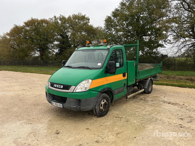 2011 Iveco Daily Camion Benne Dump Truck: Light Duty - Camion benne: photos 1 2011 Iveco Daily Camion Benne Dump Truck: Light Duty - Camion benne: photos 1