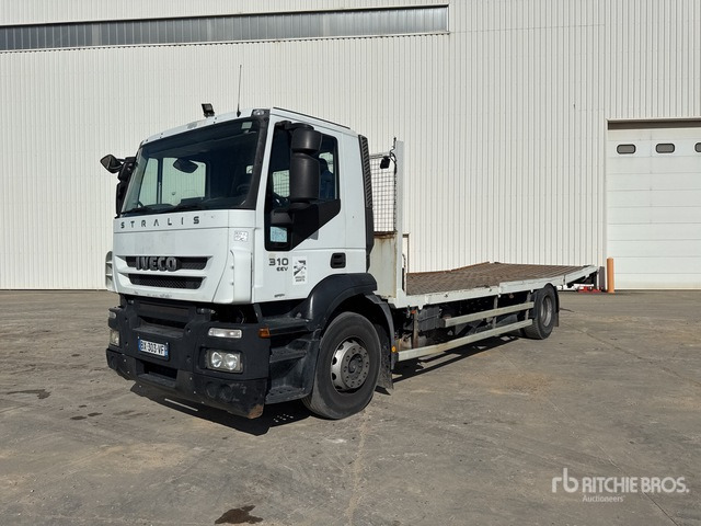 2011 Iveco Stralis 310 4x2 Camion Plateau 4x2 Flatbed Truck - Remorqueuse: photos 1 2011 Iveco Stralis 310 4x2 Camion Plateau 4x2 Flatbed Truck - Remorqueuse: photos 1