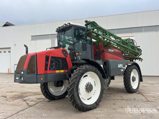 2011 Preciculture TR4240/A/MN/C3U/146 36 m 4x4 High Clearance Seguip ... Self-Propelled Sprayer - Pulvé automoteur: photos 1 2011 Preciculture TR4240/A/MN/C3U/146 36 m 4x4 High Clearance Seguip ... Self-Propelled Sprayer - Pulvé automoteur: photos 1