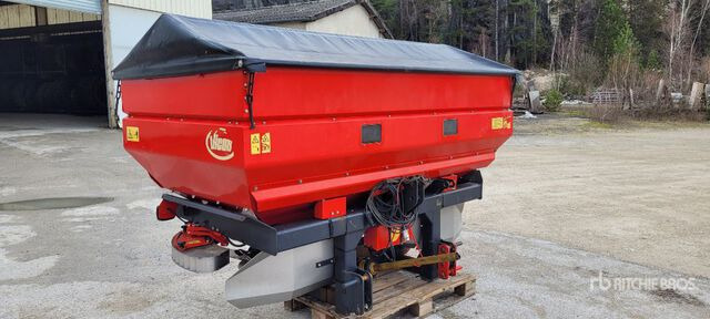 2011 Vicon RS-EDW/ISO 36 m 3-Point 3200 L Epandeur A ... Fertilizer Spreader - Broyeur/ Épareuse: photos 2 2011 Vicon RS-EDW/ISO 36 m 3-Point 3200 L Epandeur A ... Fertilizer Spreader - Broyeur/ Épareuse: photos 2