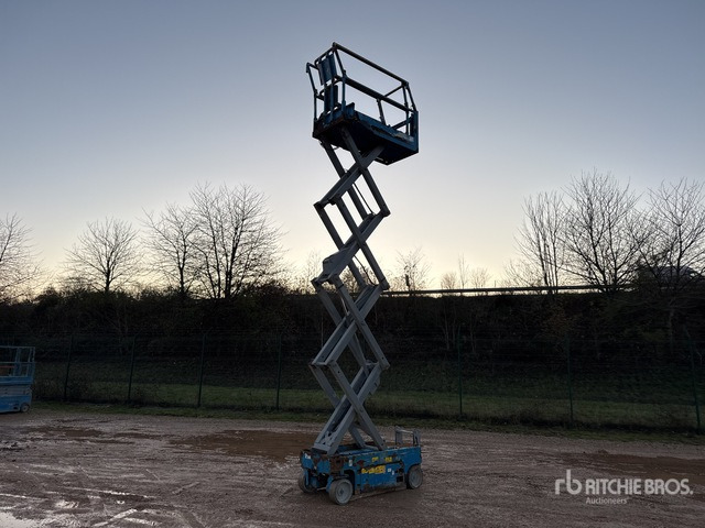 2012 Genie GS1932 Nacelle Ciseau (Inoperable) Scissor Lift - Nacelle ciseaux: photos 2 2012 Genie GS1932 Nacelle Ciseau (Inoperable) Scissor Lift - Nacelle ciseaux: photos 2