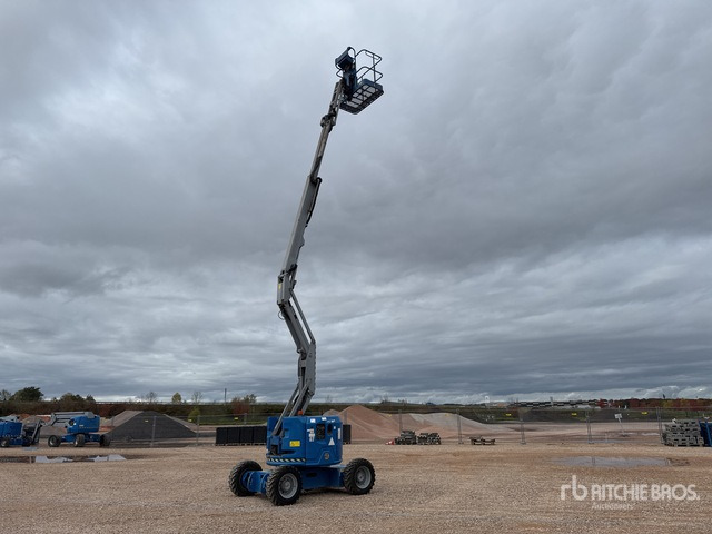 2012 Genie Z34/22 4WD Diesel Nacelle Articulee Articulating Boom Lift - Nacelle articulée: photos 3 2012 Genie Z34/22 4WD Diesel Nacelle Articulee Articulating Boom Lift - Nacelle articulée: photos 3