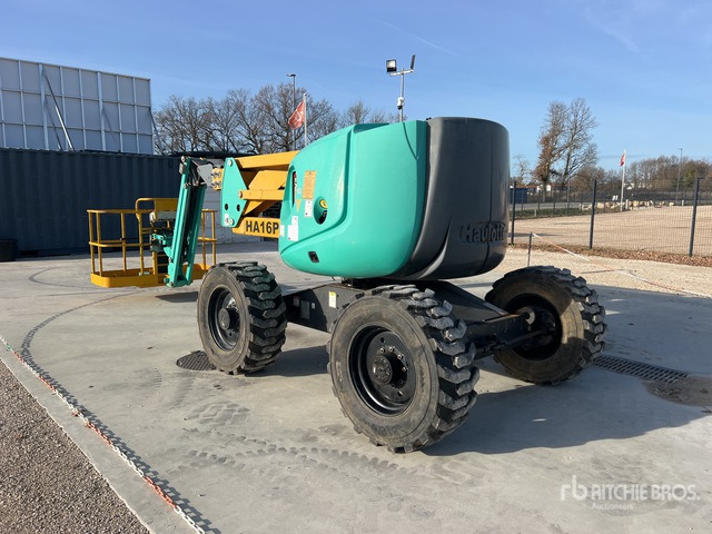 2012 Haulotte HA16PX 4WD Diesel Nacelle Articulee Articulating Boom Lift - Nacelle articulée: photos 1 2012 Haulotte HA16PX 4WD Diesel Nacelle Articulee Articulating Boom Lift - Nacelle articulée: photos 1