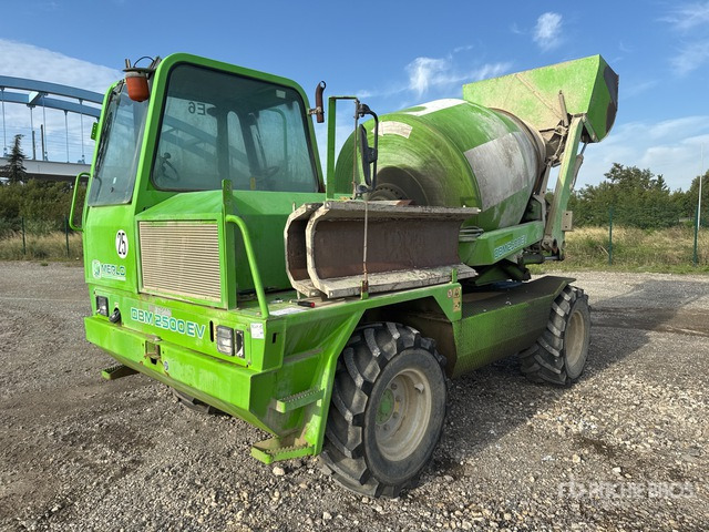 2014 Merlo DBM 2500 EV 4x4 Auto Betonniere 4x4 Mixer Truck - Camion malaxeur: photos 2 2014 Merlo DBM 2500 EV 4x4 Auto Betonniere 4x4 Mixer Truck - Camion malaxeur: photos 2