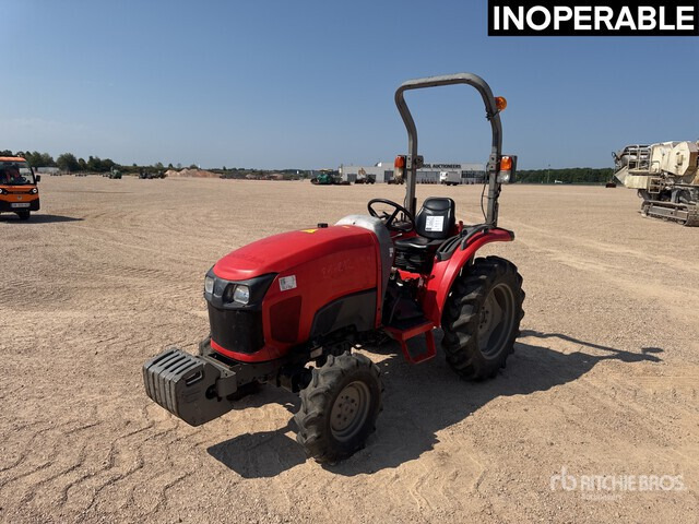 2015 Kubota STW34R 4WD Tracteur Utilitaire (Inoper ... Utility Tractor - Micro tracteur: photos 1 2015 Kubota STW34R 4WD Tracteur Utilitaire (Inoper ... Utility Tractor - Micro tracteur: photos 1