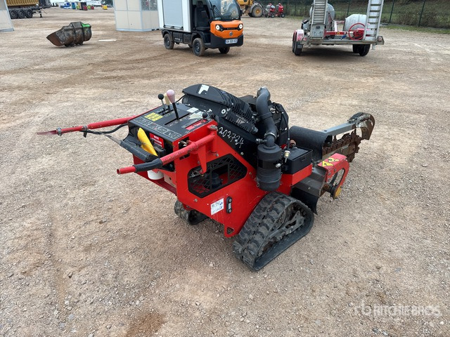 2015 Vermeer RTX150 Tracked Trancheuse (Inoperable) Trencher - Trancheuse: photos 3 2015 Vermeer RTX150 Tracked Trancheuse (Inoperable) Trencher - Trancheuse: photos 3