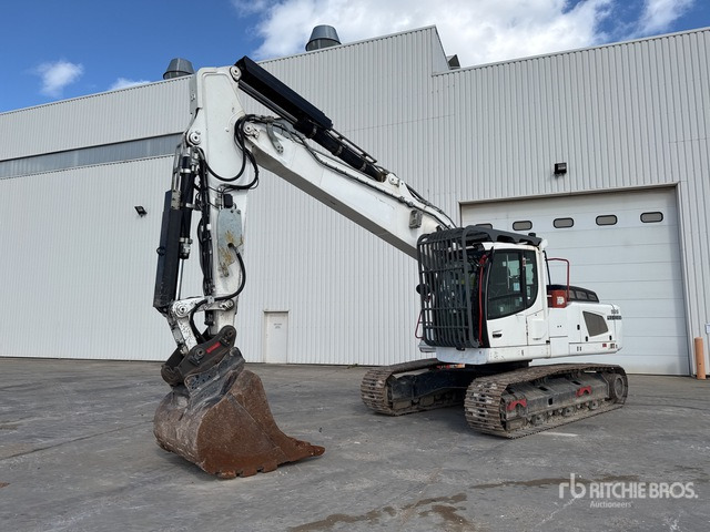 2016 Liebherr R926 LC Pelle Sur Chenilles Tracked Excavator - Pelle sur chenille: photos 2 2016 Liebherr R926 LC Pelle Sur Chenilles Tracked Excavator - Pelle sur chenille: photos 2