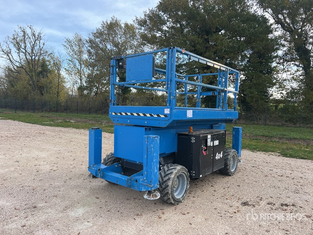 2017 Genie GS-3369RT 4x4 Diesel Nacelle Ciseau Scissor Lift - Nacelle ciseaux: photos 2 2017 Genie GS-3369RT 4x4 Diesel Nacelle Ciseau Scissor Lift - Nacelle ciseaux: photos 2