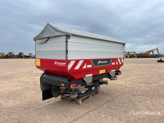 2017 Kverneland Exacta TLX 3900 Geospread 36 m 3-Point 3900 L Epandeur A ... Fertilizer Spreader - Distributeur d'engrais: photos 4 2017 Kverneland Exacta TLX 3900 Geospread 36 m 3-Point 3900 L Epandeur A ... Fertilizer Spreader - Distributeur d'engrais: photos 4