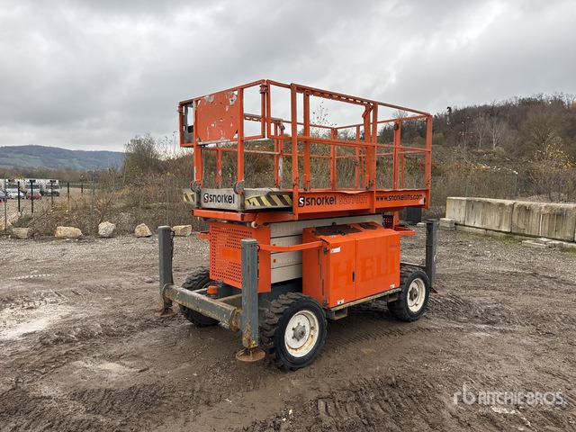 2017 Snorkel S2770RT V4 4x4 Diesel Nacelle Ciseau Scissor Lift - Nacelle ciseaux: photos 1 2017 Snorkel S2770RT V4 4x4 Diesel Nacelle Ciseau Scissor Lift - Nacelle ciseaux: photos 1