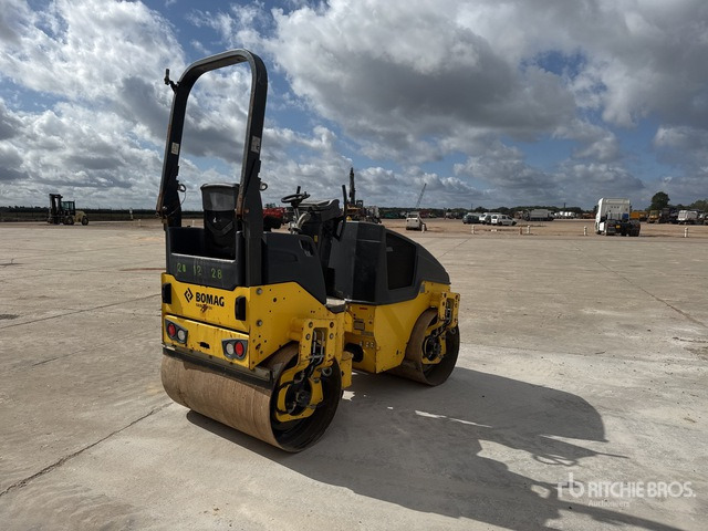 2018 Bomag BW120AD5 Compacteur Vibrant Tandem Double Drum Roller - Rouleau compresseur: photos 3 2018 Bomag BW120AD5 Compacteur Vibrant Tandem Double Drum Roller - Rouleau compresseur: photos 3