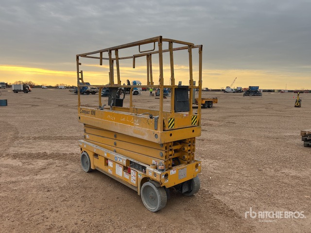 2019 Haulotte Compact 10N Electric Nacelle Ciseau Electri ... Scissor Lift - Nacelle ciseaux: photos 2 2019 Haulotte Compact 10N Electric Nacelle Ciseau Electri ... Scissor Lift - Nacelle ciseaux: photos 2
