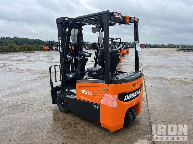 2023 Doosan B15T-7 PLUS 1500 kg Chariot Elevateur Elect ... Electric Forklift - Chariot élévateur électrique: photos 4 2023 Doosan B15T-7 PLUS 1500 kg Chariot Elevateur Elect ... Electric Forklift - Chariot élévateur électrique: photos 4
