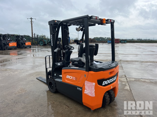 2023 Doosan B20T-7 PLUS 2000 kg Chariot Elevateur Elect ... Electric Forklift - Chariot élévateur électrique: photos 3 2023 Doosan B20T-7 PLUS 2000 kg Chariot Elevateur Elect ... Electric Forklift - Chariot élévateur électrique: photos 3