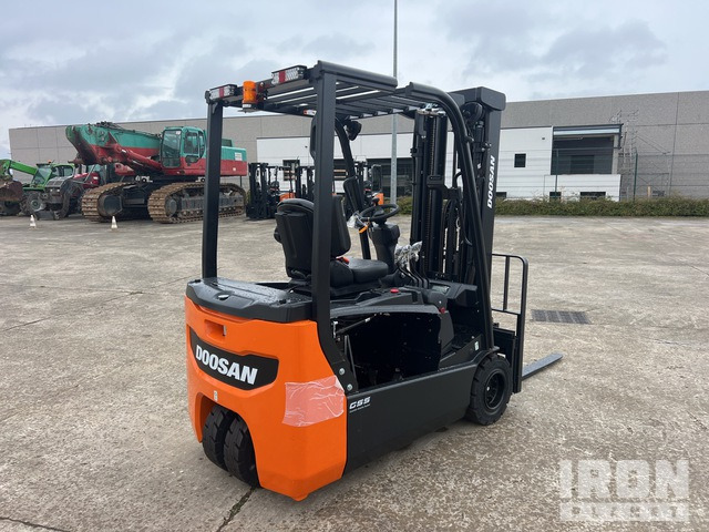 2023 Doosan B20T-7 PLUS 2000 kg Chariot Elevateur Elect ... Electric Forklift - Chariot élévateur électrique: photos 4 2023 Doosan B20T-7 PLUS 2000 kg Chariot Elevateur Elect ... Electric Forklift - Chariot élévateur électrique: photos 4