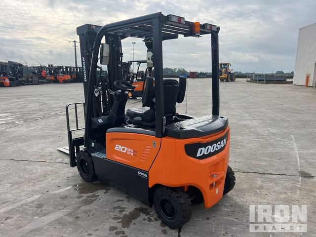 2023 Doosan B20X-7 PLUS 2000 kg Chariot Elevateur Elect ... Electric Forklift - Chariot élévateur électrique: photos 4 2023 Doosan B20X-7 PLUS 2000 kg Chariot Elevateur Elect ... Electric Forklift - Chariot élévateur électrique: photos 4