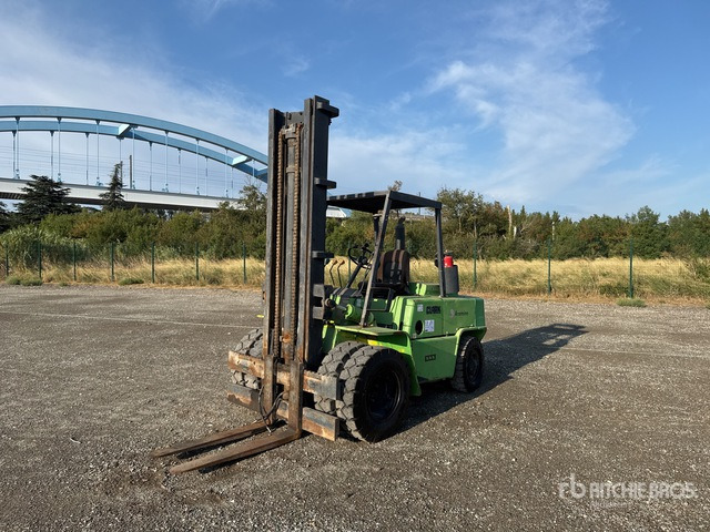 Clark C500Y100 PD Forklift - Chariot élévateur diesel: photos 2 Clark C500Y100 PD Forklift - Chariot élévateur diesel: photos 2