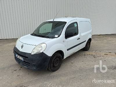 RENAULT KANGOO Vehicule Utilitaire - Fourgon utilitaire: photos 1 RENAULT KANGOO Vehicule Utilitaire - Fourgon utilitaire: photos 1