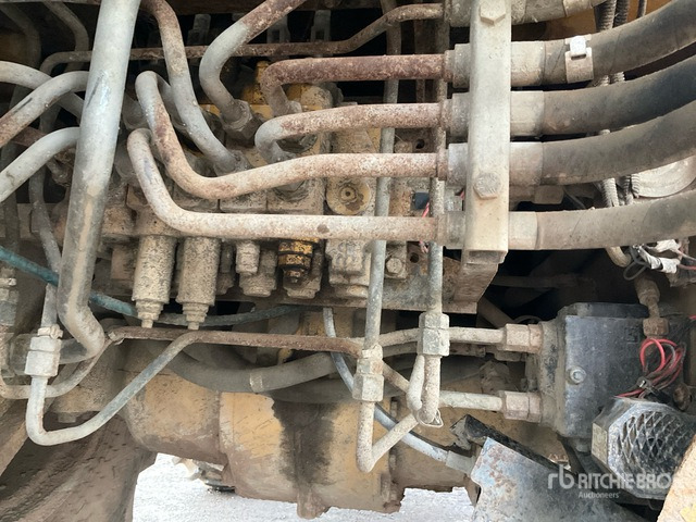 2005 Cat 428D 4x4 Backhoe Loader - Tractopelle: photos 5 2005 Cat 428D 4x4 Backhoe Loader - Tractopelle: photos 5