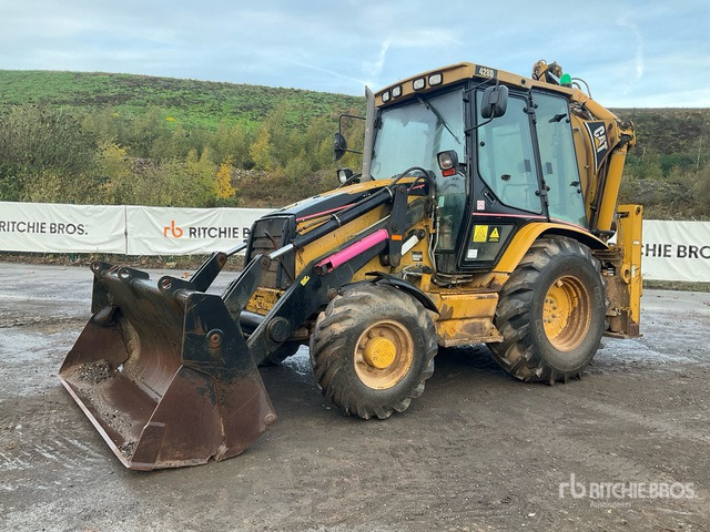 2005 Cat 428D 4x4 Backhoe Loader - Tractopelle: photos 4 2005 Cat 428D 4x4 Backhoe Loader - Tractopelle: photos 4