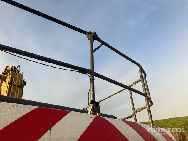 2005 Komatsu PC 450LC Tracked Excavator - Pelle sur chenille: photos 5 2005 Komatsu PC 450LC Tracked Excavator - Pelle sur chenille: photos 5