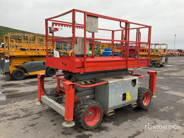 2007 Skyjack SJ6832RT 4x4 Diesel Scissor Lift - Nacelle ciseaux: photos 4 2007 Skyjack SJ6832RT 4x4 Diesel Scissor Lift - Nacelle ciseaux: photos 4