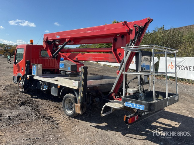 2013 Nissan Cabstar CTE ZED 21JH 4x2 20M Bucket Truck - Camion avec nacelle: photos 4 2013 Nissan Cabstar CTE ZED 21JH 4x2 20M Bucket Truck - Camion avec nacelle: photos 4