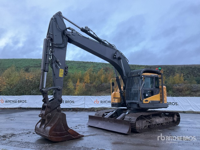 2014 Volvo ECR235DL Tracked Excavator - Pelle sur chenille: photos 1 2014 Volvo ECR235DL Tracked Excavator - Pelle sur chenille: photos 1