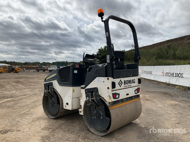 2015 Bomag BW135AD-5 Double Drum Roller - Rouleau compresseur: photos 4 2015 Bomag BW135AD-5 Double Drum Roller - Rouleau compresseur: photos 4