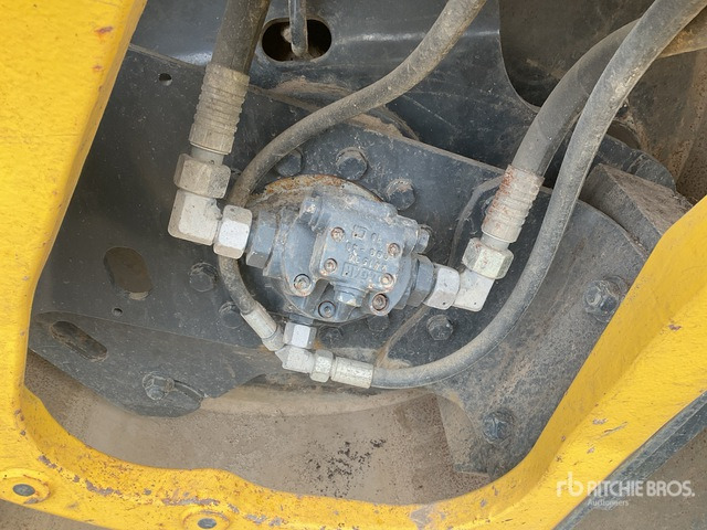 2015 Bomag BW151AD-5 Double Drum Roller - Rouleau compresseur: photos 5 2015 Bomag BW151AD-5 Double Drum Roller - Rouleau compresseur: photos 5