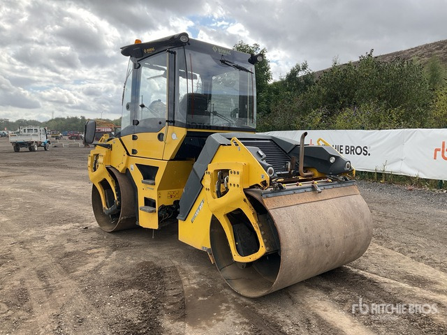 2015 Bomag BW151AD-5 Double Drum Roller - Rouleau compresseur: photos 3 2015 Bomag BW151AD-5 Double Drum Roller - Rouleau compresseur: photos 3