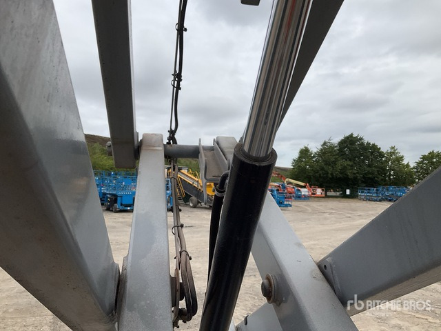 2015 Genie GS1932 Electric Scissor Lift - Nacelle ciseaux: photos 5 2015 Genie GS1932 Electric Scissor Lift - Nacelle ciseaux: photos 5