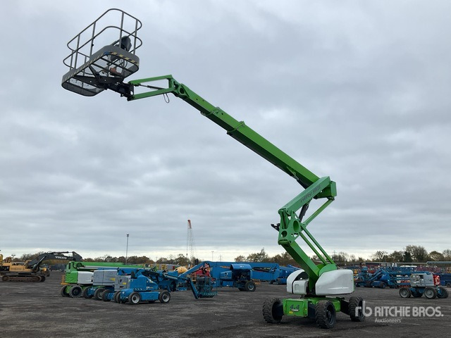 2015 Nifty-Lift HR28D 4WD Diesel Articulating Boom Lift - Nacelle articulée: photos 2 2015 Nifty-Lift HR28D 4WD Diesel Articulating Boom Lift - Nacelle articulée: photos 2