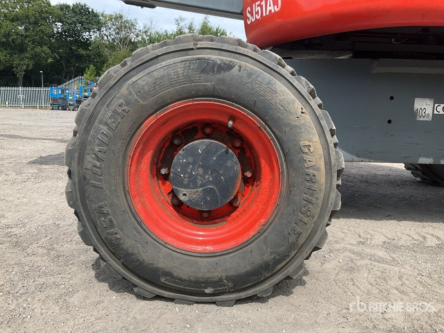 2015 Skyjack SJ51AJ 4WD Diesel Articulating Boom Lift - Nacelle articulée: photos 5 2015 Skyjack SJ51AJ 4WD Diesel Articulating Boom Lift - Nacelle articulée: photos 5