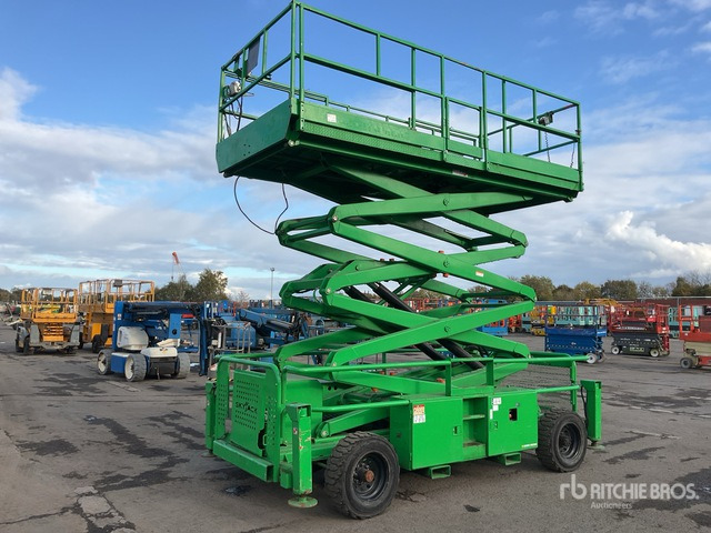 2015 Skyjack SJ9241 4x4 Diesel Scissor Lift - Nacelle ciseaux: photos 2 2015 Skyjack SJ9241 4x4 Diesel Scissor Lift - Nacelle ciseaux: photos 2