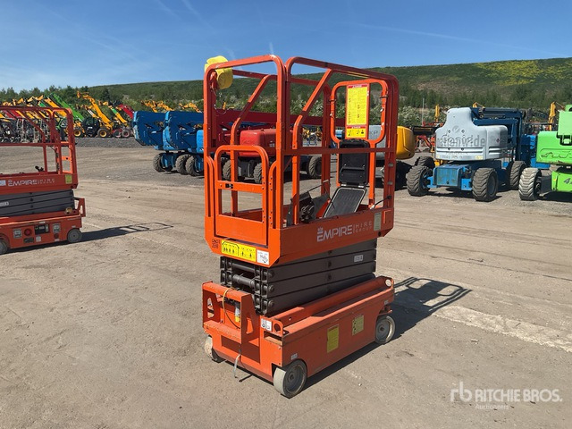 2016 Dingli 0607 Electric Scissor Lift - Nacelle ciseaux: photos 4 2016 Dingli 0607 Electric Scissor Lift - Nacelle ciseaux: photos 4