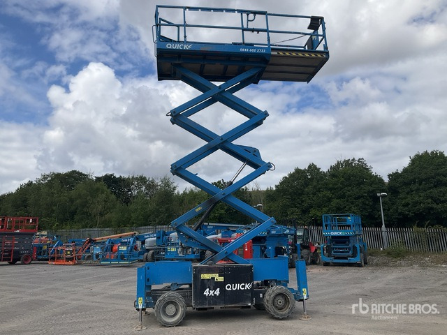 Nacelle ciseaux 2016 Genie GS3369 4x4 Diesel Diesel Scissor Lift ... Scissor Lift