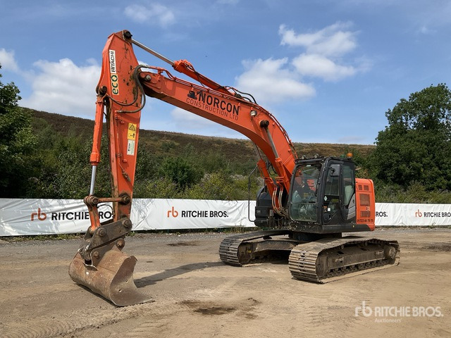 2016 Hitachi ZX225USLC-5B Tracked Excavator - Pelle sur chenille: photos 2 2016 Hitachi ZX225USLC-5B Tracked Excavator - Pelle sur chenille: photos 2